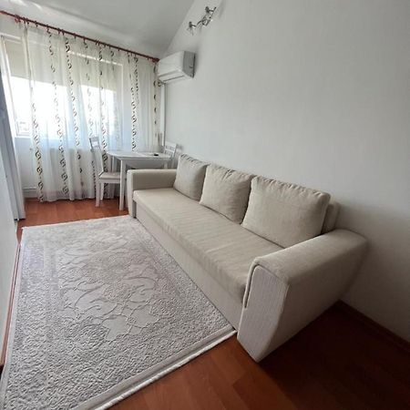 Sunny Studio Marasesti Apartment Сучеава Екстериор снимка