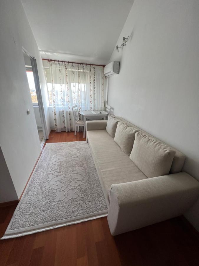 Sunny Studio Marasesti Apartment Сучеава Екстериор снимка